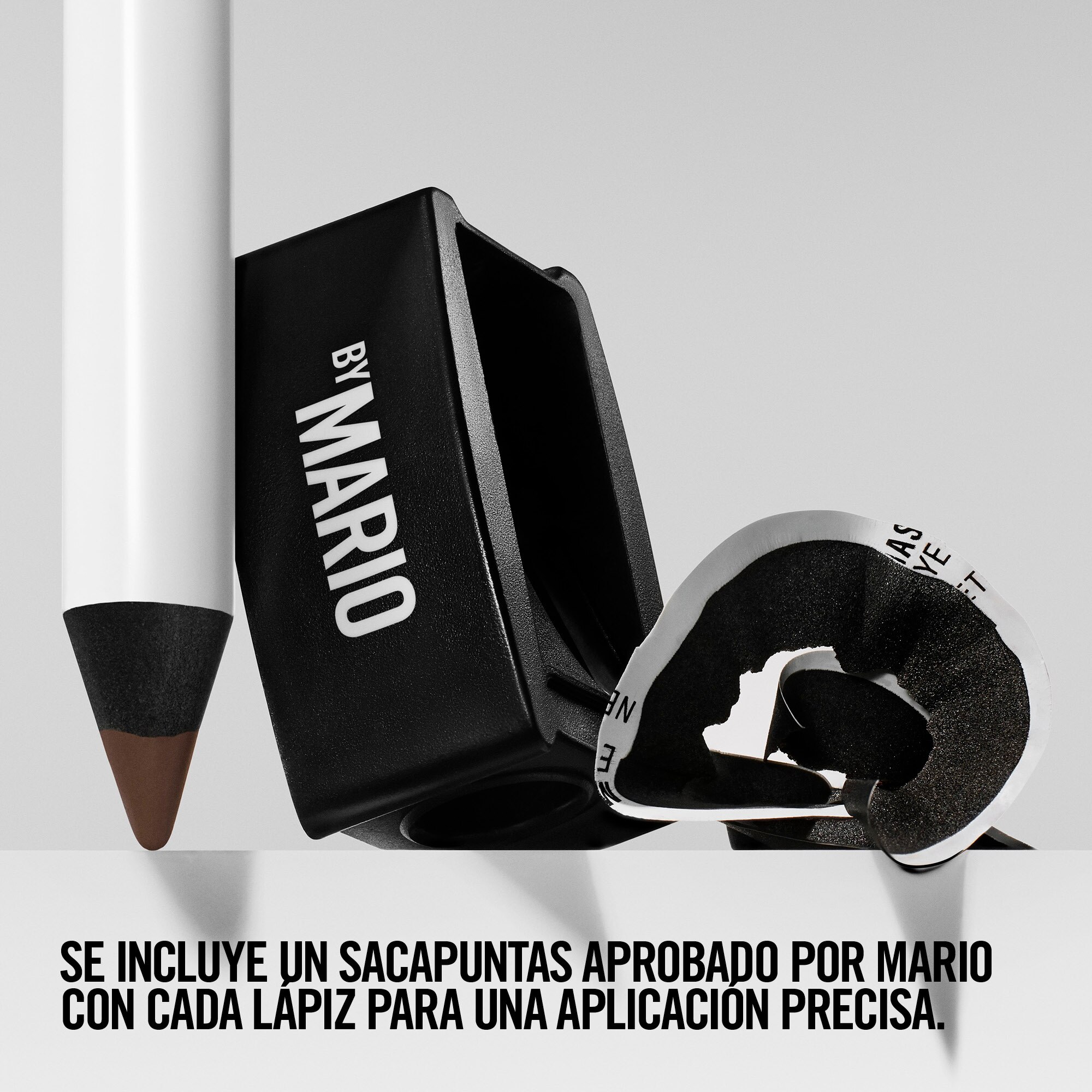 MASTER PIGMENT PRO® EYE PENCIL (LÁPIZ PARA OJOS ALTO EN PIGMENTOS)